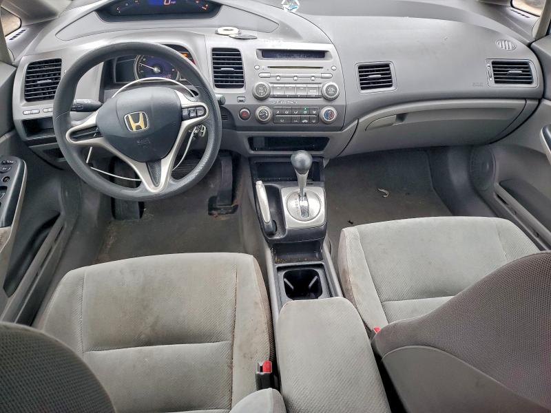 Photo 8 from auction – 2010 HONDA CIVIC LX with VIN 2HGFA1F53AH320203