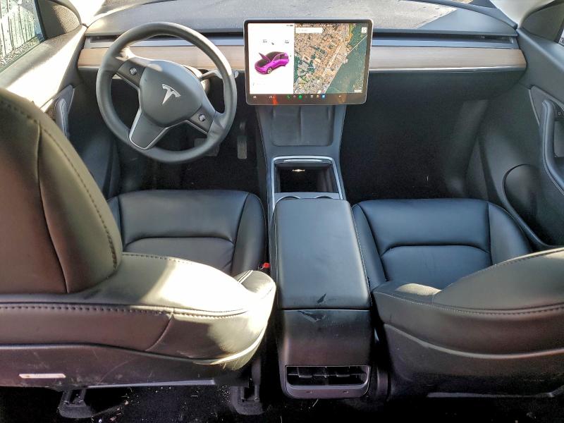 Photo 8 from auction – 2021 TESLA MODEL Y with VIN 5YJYGAEE1MF154913