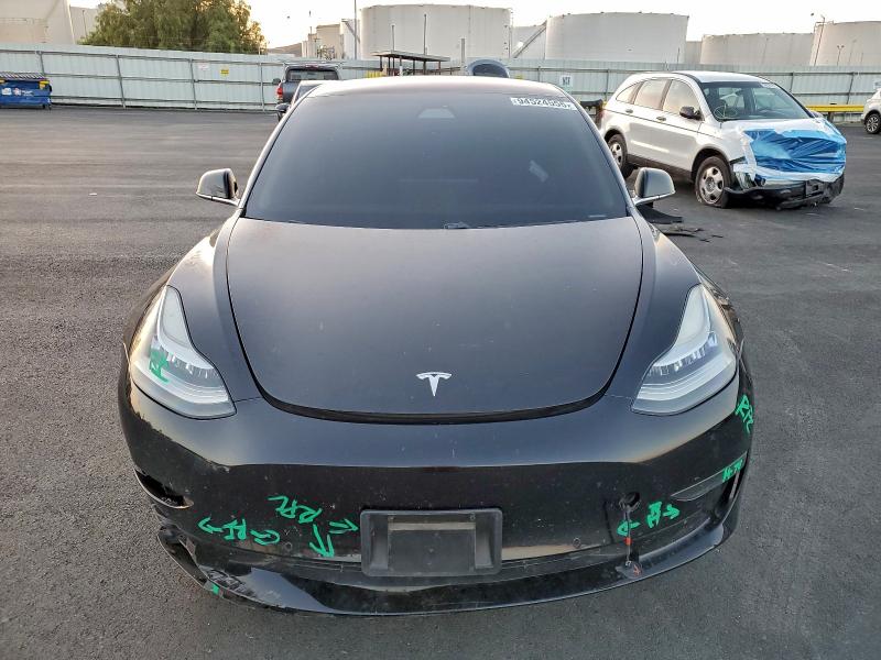 Photo 5 from auction – 2018 TESLA MODEL 3 with VIN 5YJ3E1EA8JF004807
