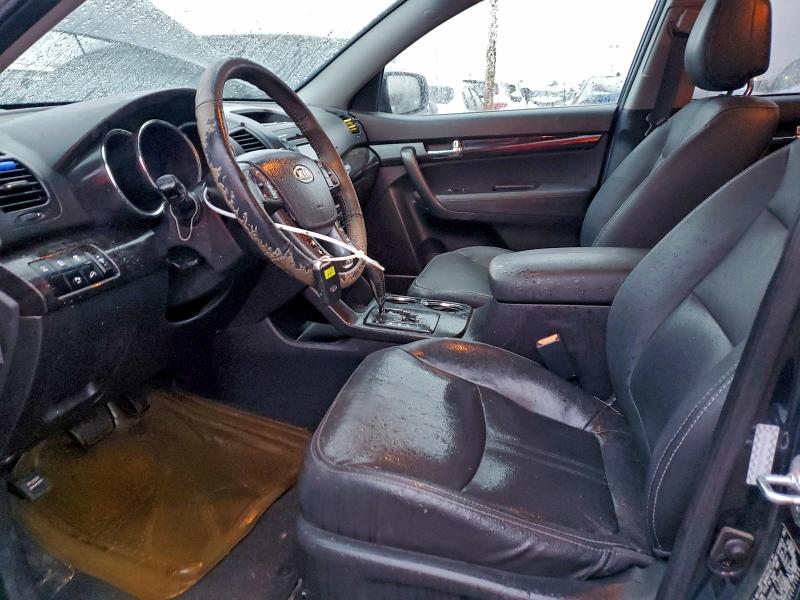 Photo 7 from auction – 2011 KIA SORENTO EX with VIN 5XYKU4A10BG021889
