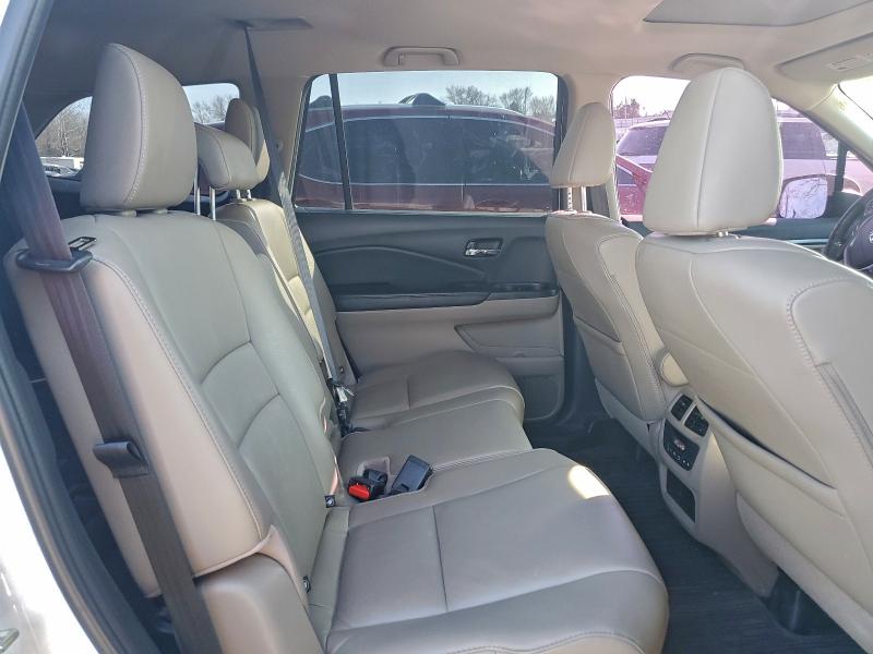 Photo 10 from auction – 2016 HONDA PILOT EXL with VIN 5FNYF6H67GB021646
