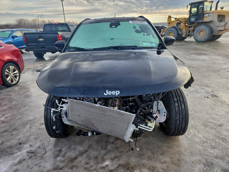 Foto 5 de la subasta – 2025 JEEP COMPASS con VIN 3C4NJDCN6ST504771
