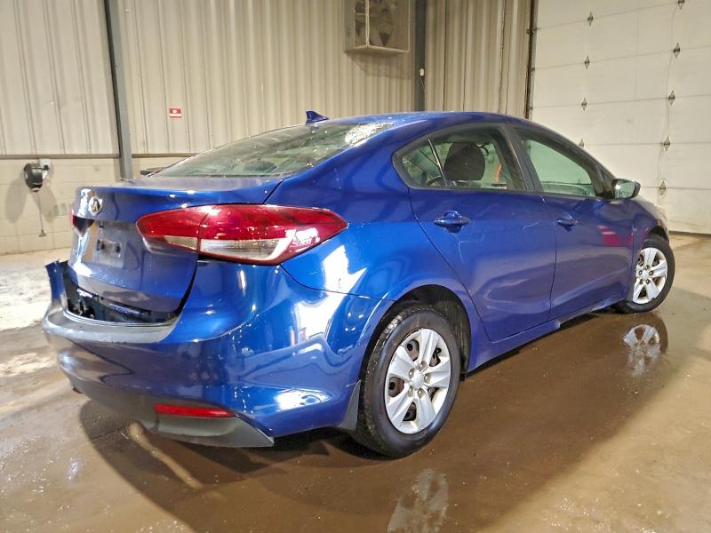 Photo 3 from auction – 2017 KIA FORTE with VIN 3KPFK4A77HE064885