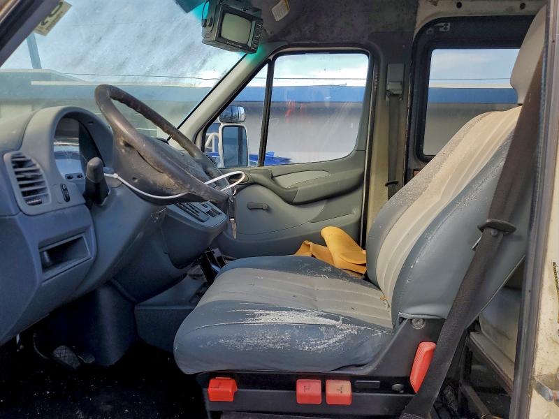 Photo 7 from auction – 2006 DODGE SPRINTER 3 with VIN WD0PD544065883646