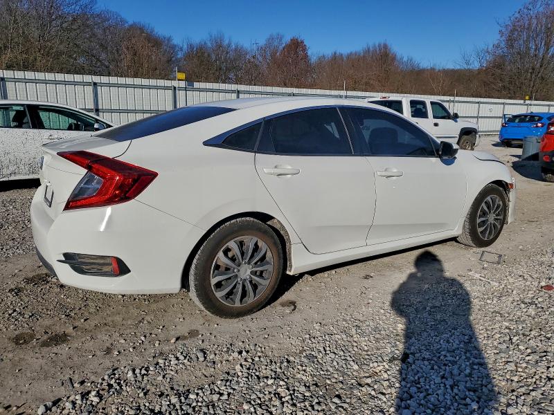 Photo 3 from auction – 2016 HONDA CIVIC LX with VIN 2HGFC2F52GH553532