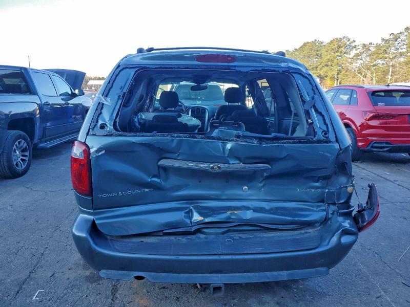 Photo 6 from auction – 2006 CHRYSLER TOWN & COU with VIN 2A4GP54L46R660952
