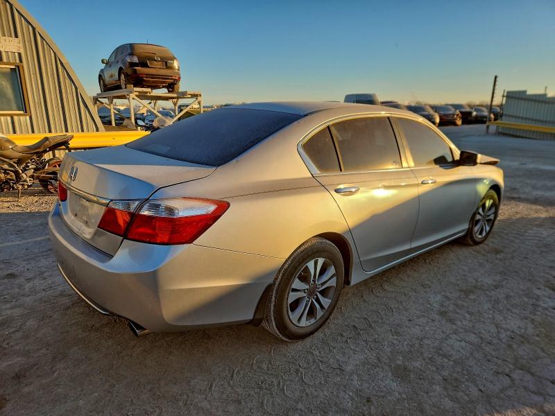 Photo 3 from auction – 2013 HONDA ACCORD with VIN 1HGCR2F38DA163576