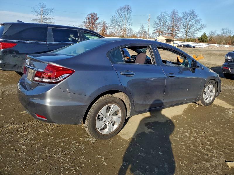 Photo 3 from auction – 2013 HONDA CIVIC LX with VIN 19XFB2F53DE209555