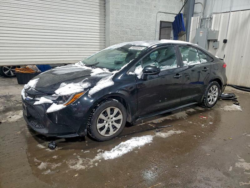 TOYOTA COROLLA LE 2020 with VIN 5YFEPRAE9LP135648 - Photo from auction