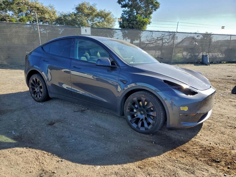 Photo 4 from auction – 2021 TESLA MODEL Y with VIN 5YJYGAEE4MF269814