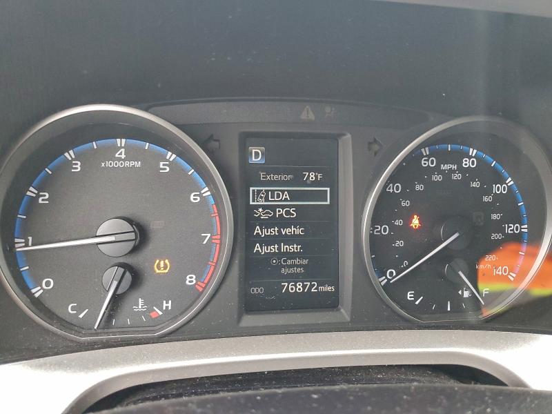 Photo 9 from auction – 2017 TOYOTA RAV4 LE with VIN JTMZFREV6HJ112385