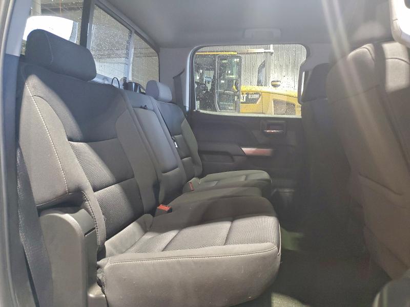 Photo 10 from auction – 2018 CHEVROLET SILVERADO with VIN 3GCUKREC5JG371901