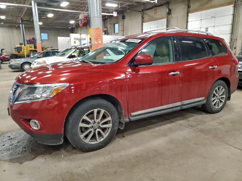 NISSAN PATHFINDER 2015 with VIN 5N1AR2MM1FC617056 - Photo from auction