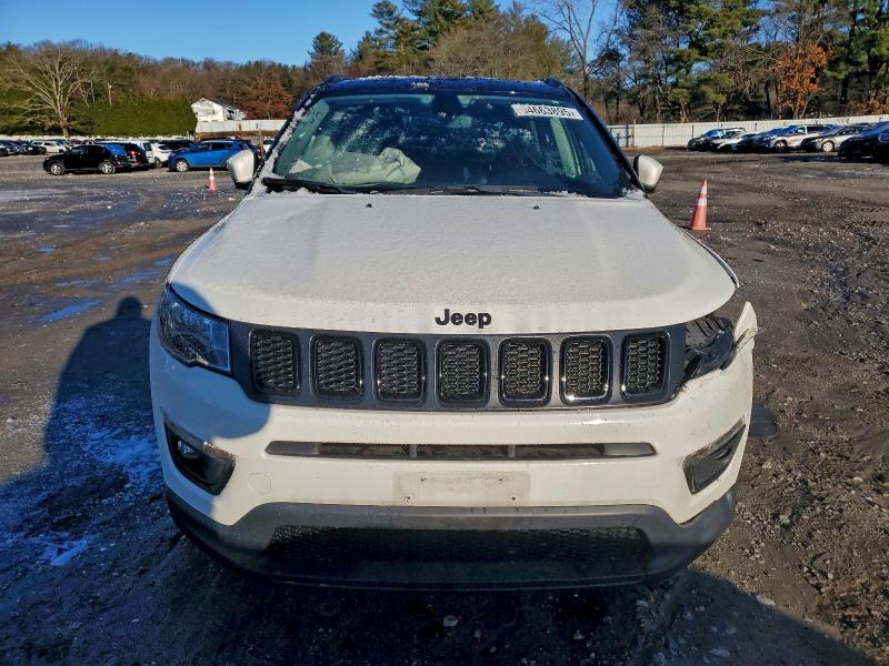Photo 5 from auction – 2021 JEEP COMPASS LA with VIN 3C4NJDBB1MT547585