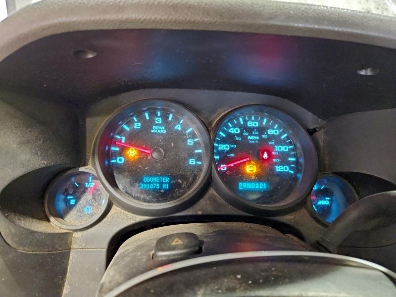 Photo 9 from auction – 2011 CHEVROLET SILVERADO with VIN 1GCNCPEA7BZ437676