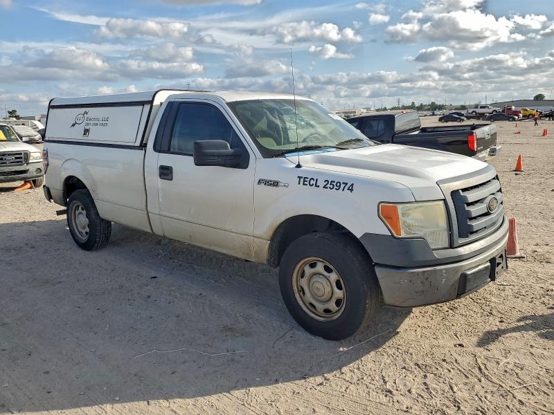Photo 4 from auction – 2010 FORD F150 with VIN 1FTMF1CW5AKC34954
