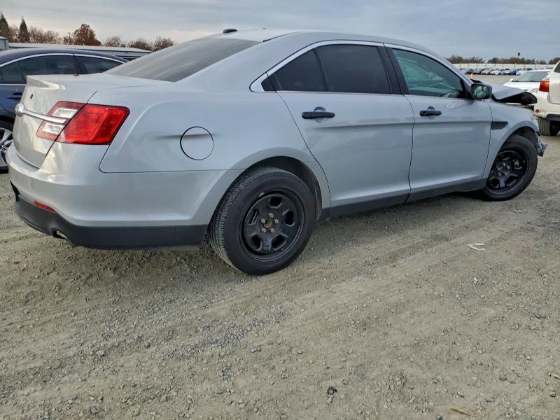Photo 3 from auction – 2018 FORD TAURUS POL with VIN 1FAHP2L86JG138295
