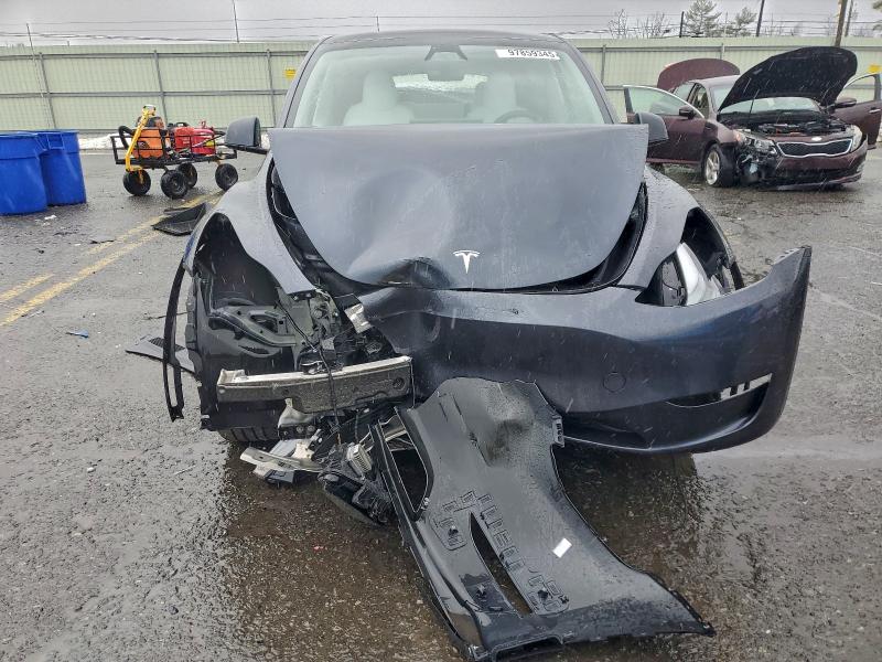 Photo 5 from auction – 2024 TESLA MODEL Y with VIN 7SAYGDEE3RA225439