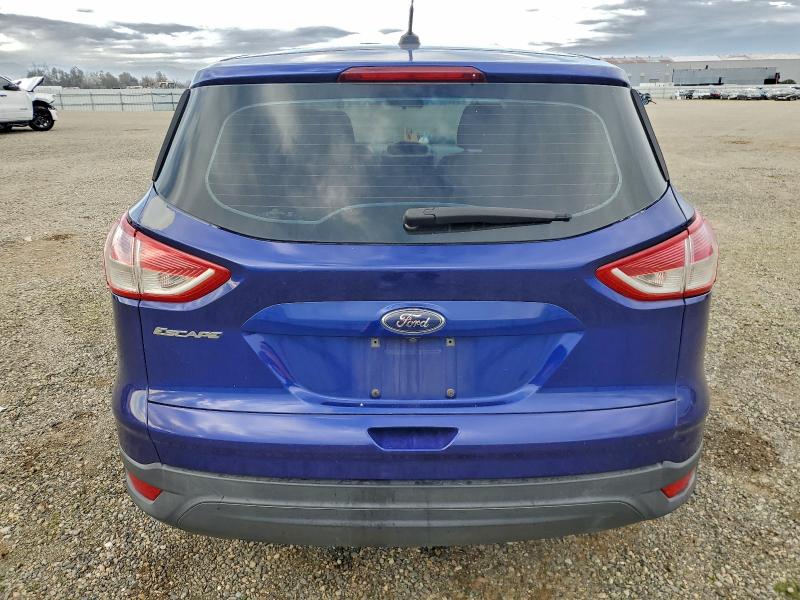 صورة رقم 6 من المزاد - 2016 FORD ESCAPE S مع VIN 1FMCU0F72GUB15882