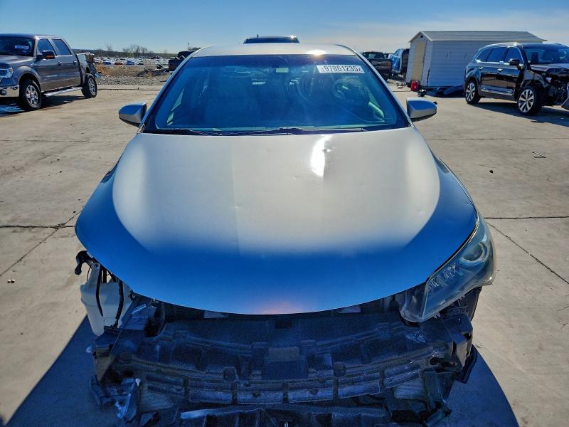 Photo 5 from auction – 2015 TOYOTA CAMRY LE with VIN 4T1BF1FK9FU030777