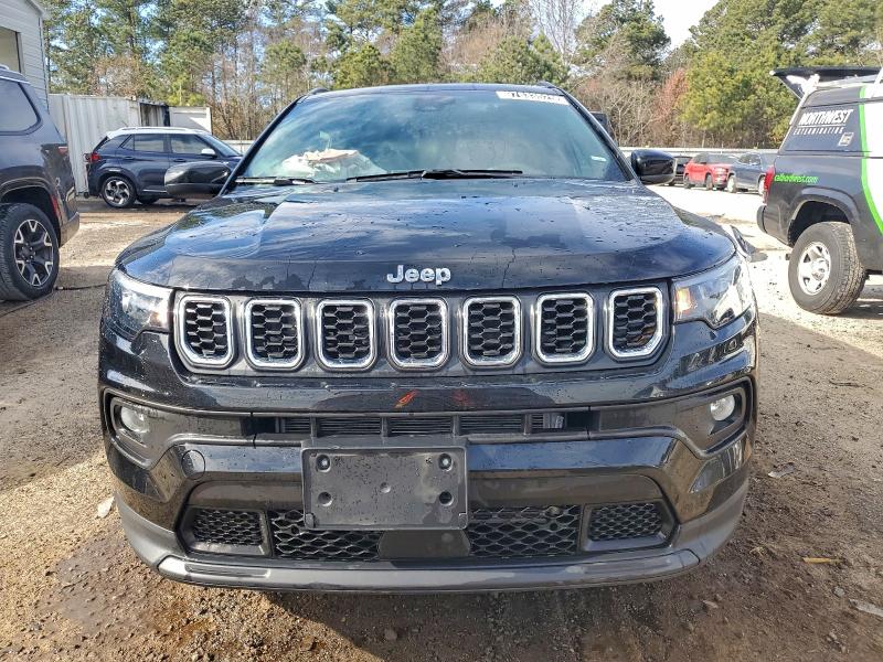 Photo 5 from auction – 2024 JEEP COMPASS LA with VIN 3C4NJDBN7RT110109