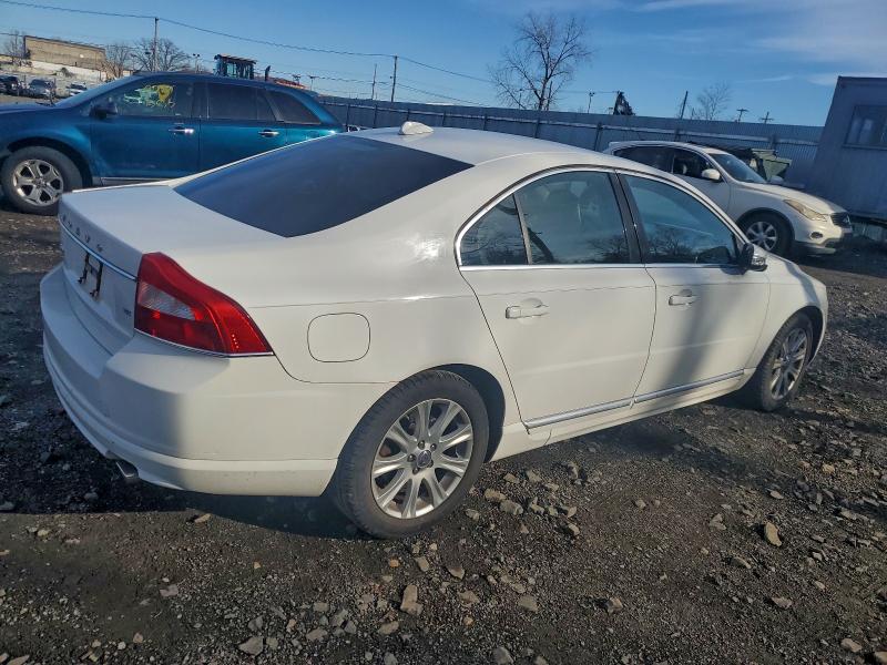 Photo 3 from auction – 2010 VOLVO S80 with VIN YV1960ASXA1126037