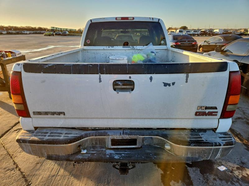Photo 6 from auction – 2001 GMC NEW SIERRA with VIN 2GTEC19T811180656