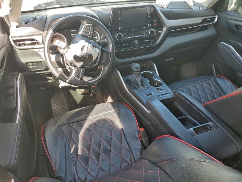 Photo 8 from auction – 2022 TOYOTA HIGHLANDER with VIN 5TDCZRAH3NS125011