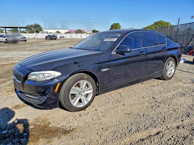 BMW 528 I 2013 with VIN WBAXG5C59DDY36769 - Photo from auction