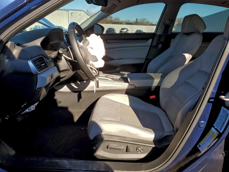 Photo 7 from auction – 2018 HONDA ACCORD with VIN 1HGCV2F53JA027400