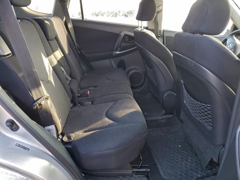 Photo 11 from auction – 2007 TOYOTA RAV4 with VIN JTMBK32V175040291