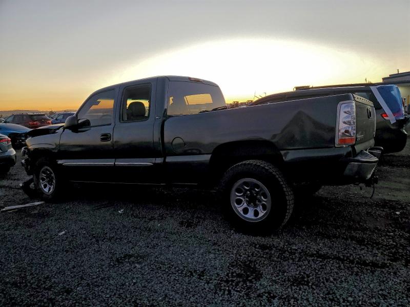 Photo 2 from auction – 2003 GMC NEW SIERRA with VIN 2GTEC19T431375222