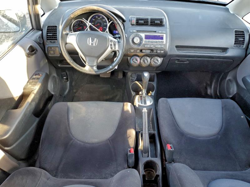 Photo 8 from auction – 2007 HONDA FIT S with VIN JHMGD38627S034791