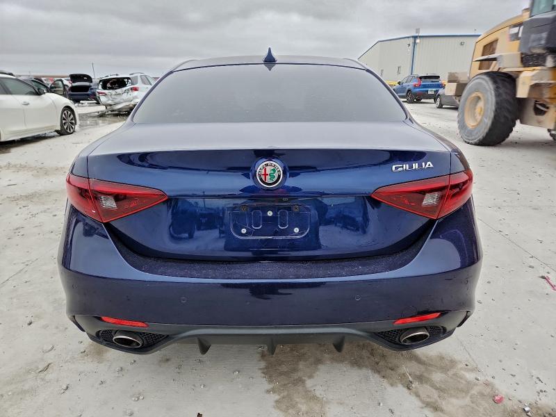 Photo 6 from auction – 2018 ALFA ROMEO GIULIA TI with VIN ZARFAECN9J7581346