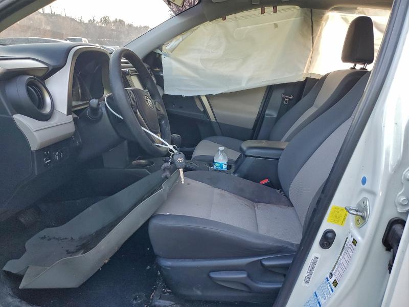 Photo 7 from auction – 2015 TOYOTA RAV4 LE with VIN 2T3BFREV5FW354259