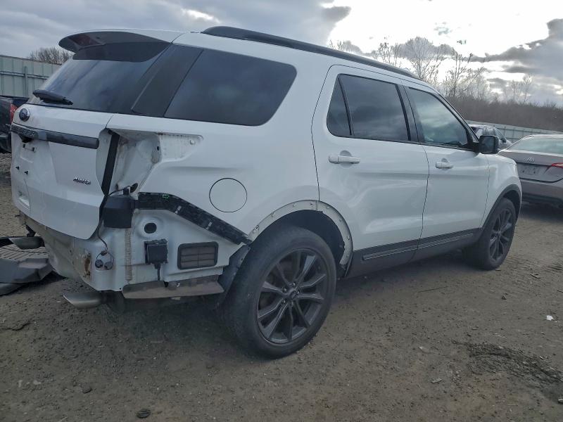 Photo 3 from auction – 2017 FORD EXPLORER X with VIN 1FM5K8D89HGD61692