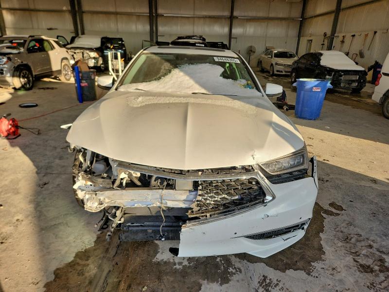 Photo 5 from auction – 2018 ACURA TLX with VIN 19UUB2F77JA007357