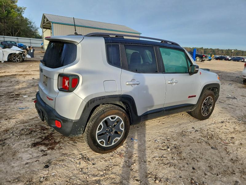 Photo 3 from auction – 2015 JEEP RENEGADE T with VIN ZACCJBCT8FPC36054