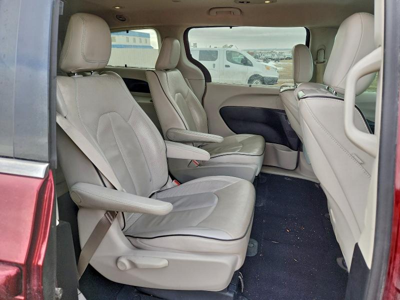 Photo 11 from auction – 2018 CHRYSLER PACIFICA H with VIN 2C4RC1N7XJR359132