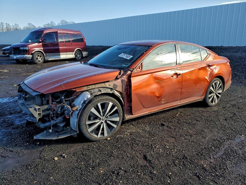 NISSAN ALTIMA SR 2021 with VIN 1N4AL4CV3MN360615 - Photo from auction