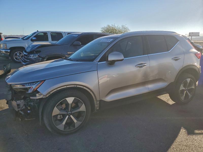 VOLVO XC40 CORE 2024 with VIN YV4L12UK1R2206654 - Photo from auction