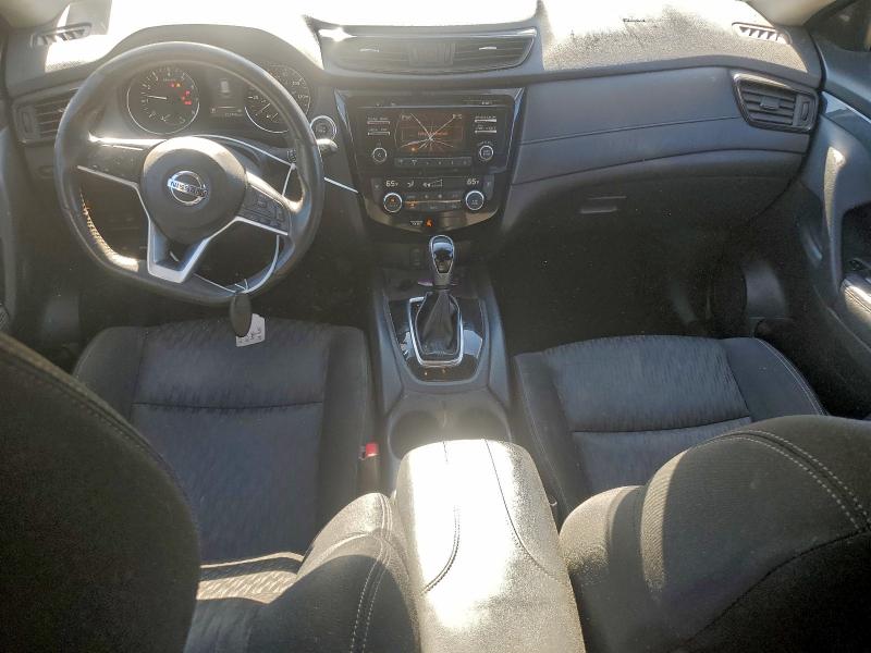 Photo 8 from auction – 2017 NISSAN ROGUE S with VIN KNMAT2MT2HP559435