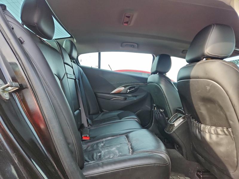 Photo 10 from auction – 2016 BUICK LACROSSE with VIN 1G4GB5G36GF149991
