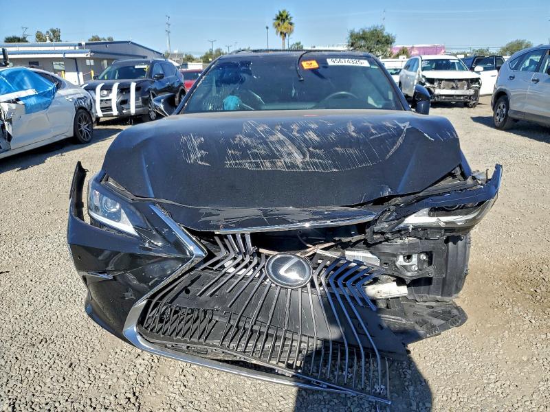 Photo 5 from auction – 2019 LEXUS ES with VIN 58ABZ1B16KU045311