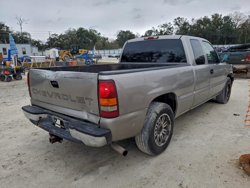Photo 3 from auction – 2002 CHEVROLET SILVERADO with VIN 2GCEC19T721349082