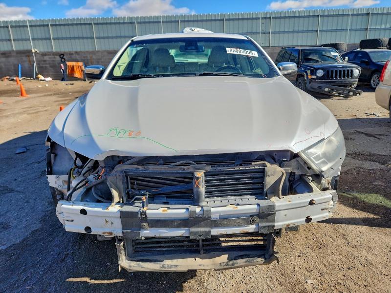 Photo 5 from auction – 2015 FORD TAURUS LIM with VIN 1FAHP2F83FG101854
