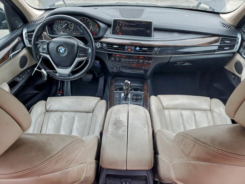 Photo 8 from auction – 2015 BMW X5 XDRIVE5 with VIN 5UXKR6C53F0J74435