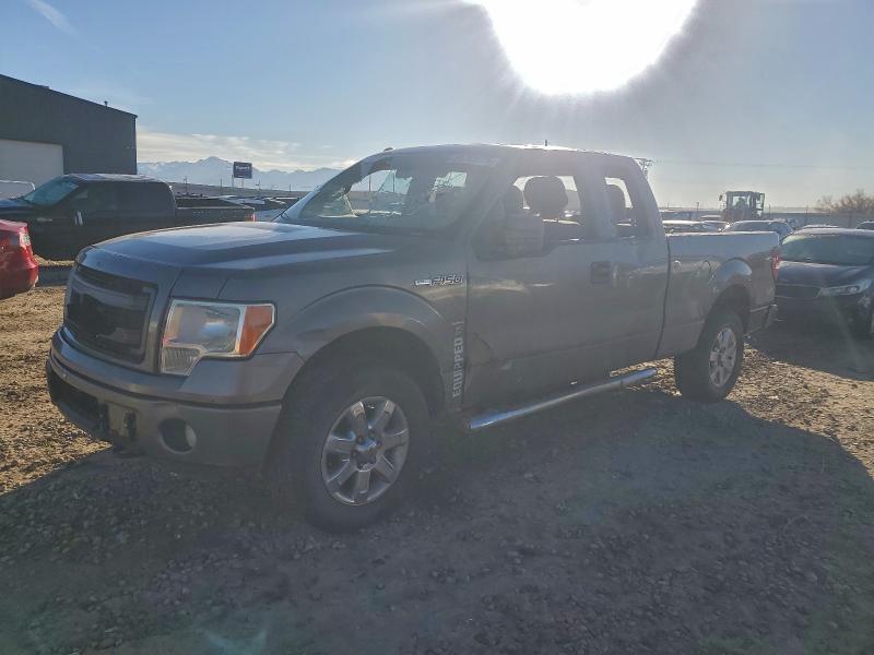 FORD F150 SUPER 2013 con VIN 1FTFX1EF8DFA80062 - Foto de la subasta