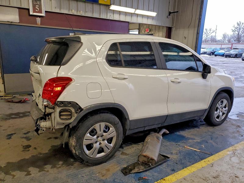 Photo 3 from auction – 2015 CHEVROLET TRAX LS with VIN KL7CJKSB5FB108189