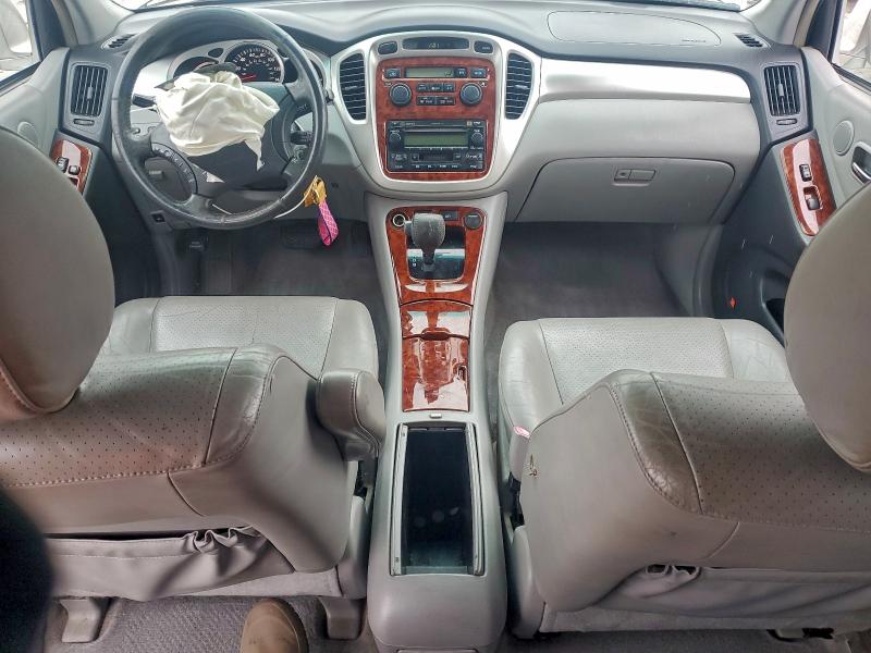 Photo 8 from auction – 2006 TOYOTA HIGHLANDER with VIN JTEEW21A360013255